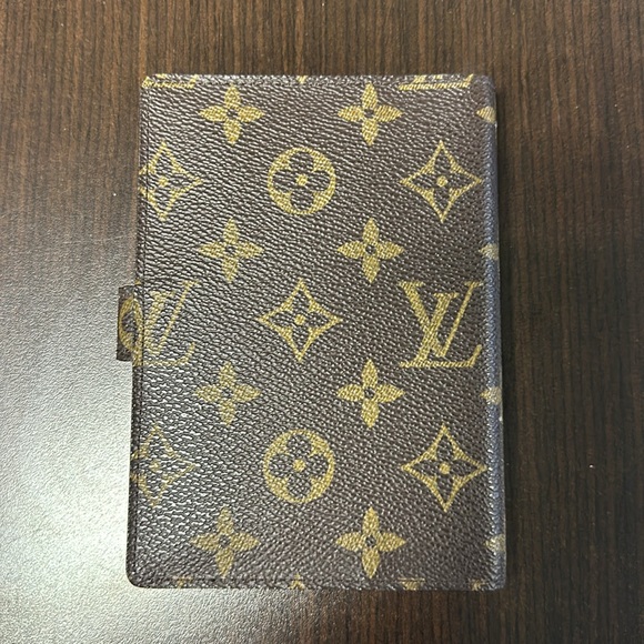 LIKE NEW Louis Vuitton Small Monogram Agenda w/ Ruler. - Picture 3 of 5